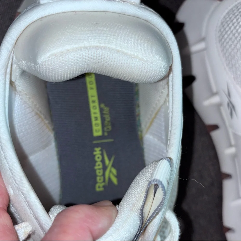 Size 9 Reebok Zig Dynamica Chalk Gum New Without Box Ortholite